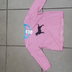 The black dog girls size 2T shirt